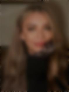 Eva-Viktoriia Kharkiv 25 y.o. - intelligent lady - small public photo.